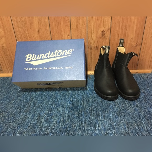 New With Box Blundstone Pull-on Boots Voltan Black - Picture 4 of 6